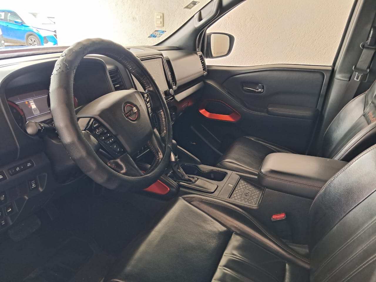 2023 Nissan FRONTIER 4P PRO-4X V63.8 AUT 4X4