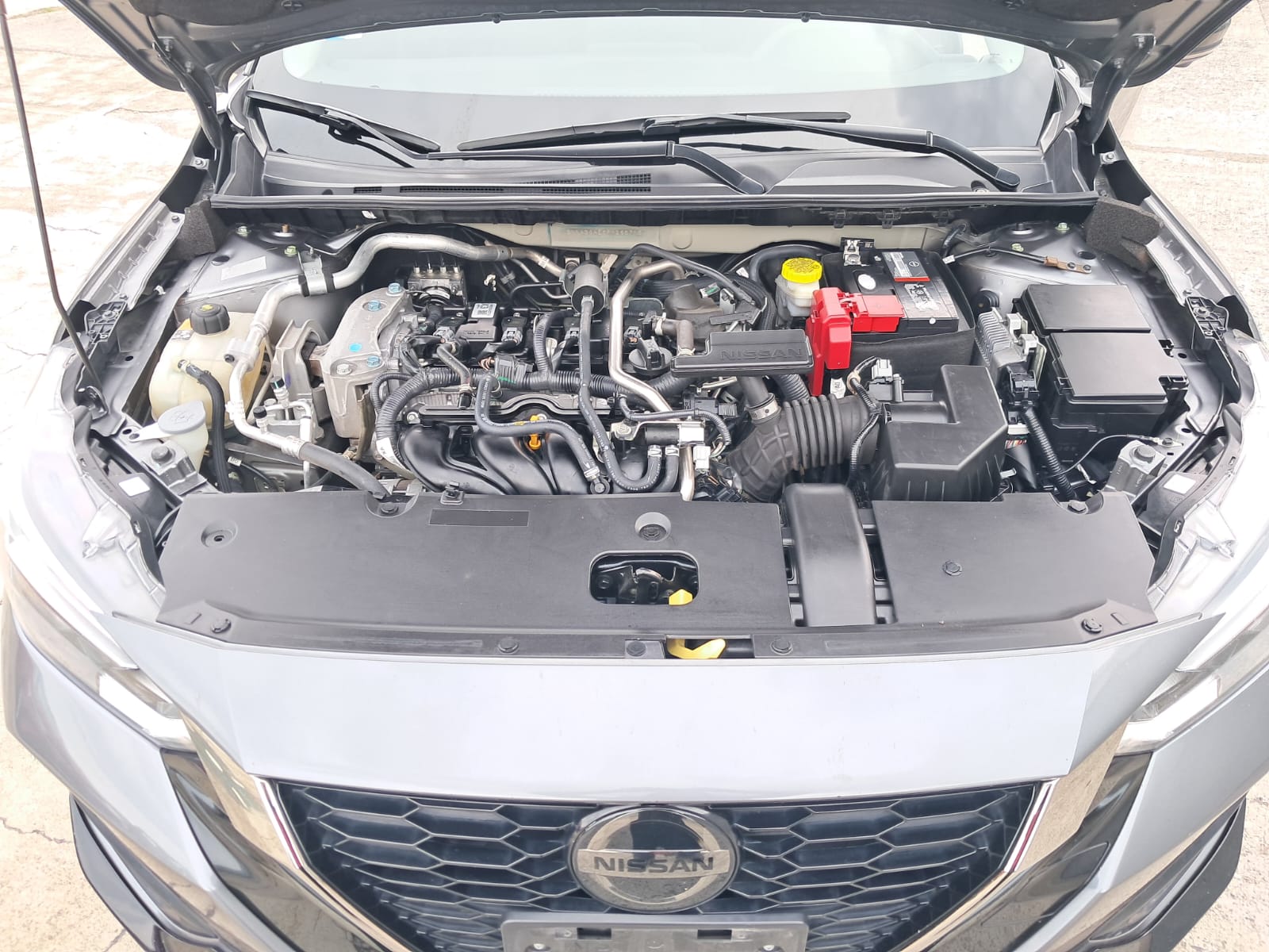 2023 Nissan SENTRA 4 PTS SR CVT AAC ASTOS DEPORTIVOS BOSE QC F LED RA-18