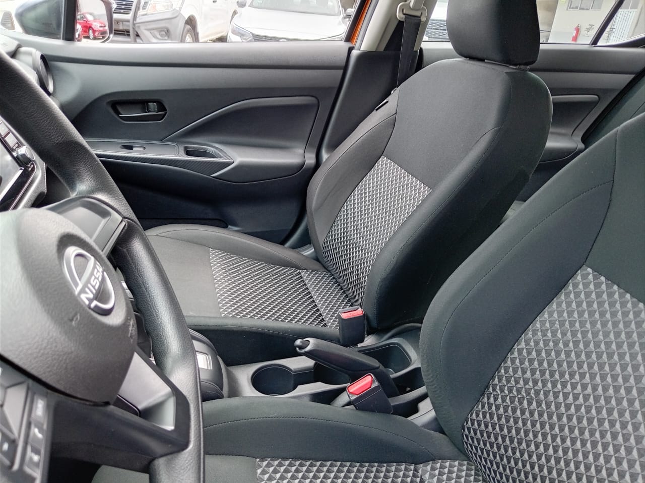 2024 Nissan VERSA 4P SENSE L41.6 AUT