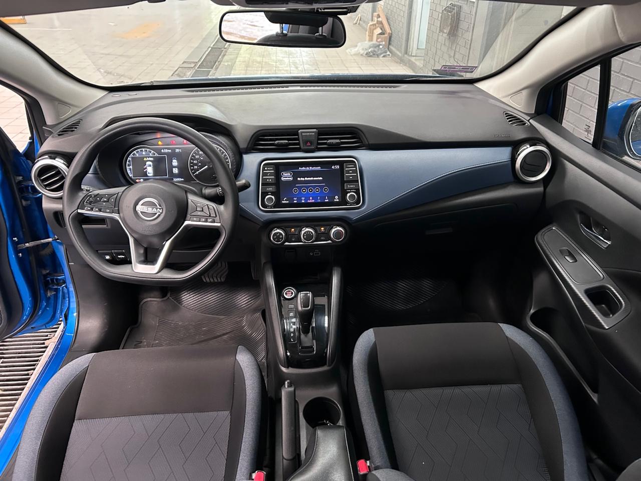 2025 Nissan VERSA 4P ADVANCE L41.6 AUT