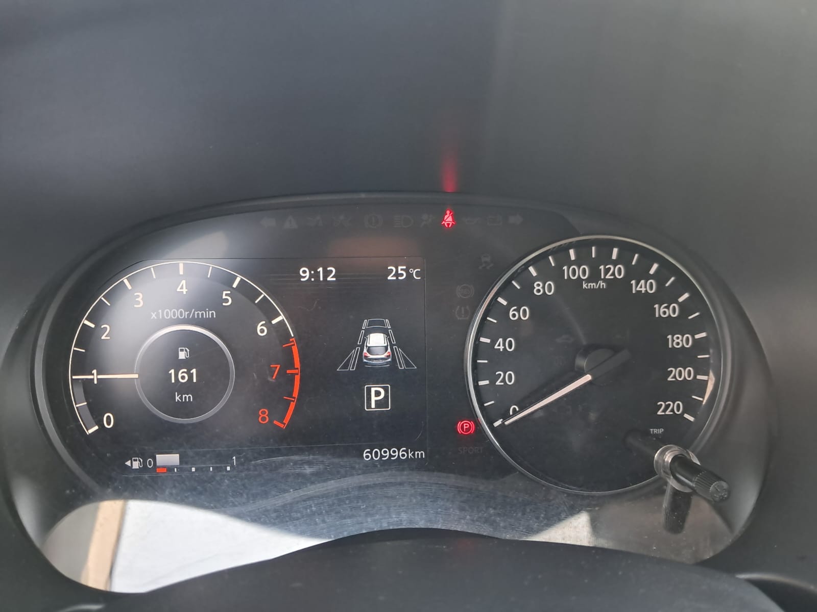 2023 Nissan KICKS 5 PTS PLATINUM 16L TA AAC AUT PIEL GPS RA-18
